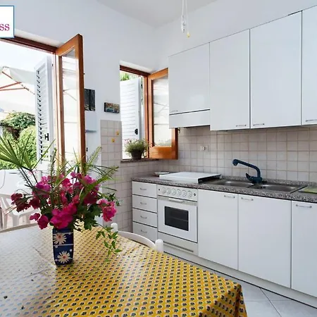 Casa Hibiscus * Canneto (Lipari)
